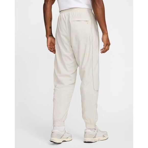 Nike Solo Swoosh Track Pants Size XL Men Light Bone White FB8620-072 - Picture 4 of 9